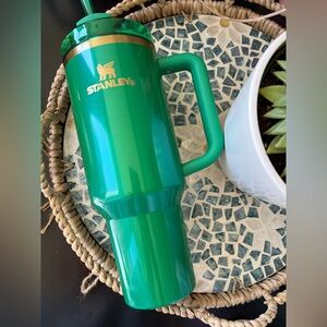 Stanley SHAMROCK GREEN 40oz Quencher H2.0 Tumbler